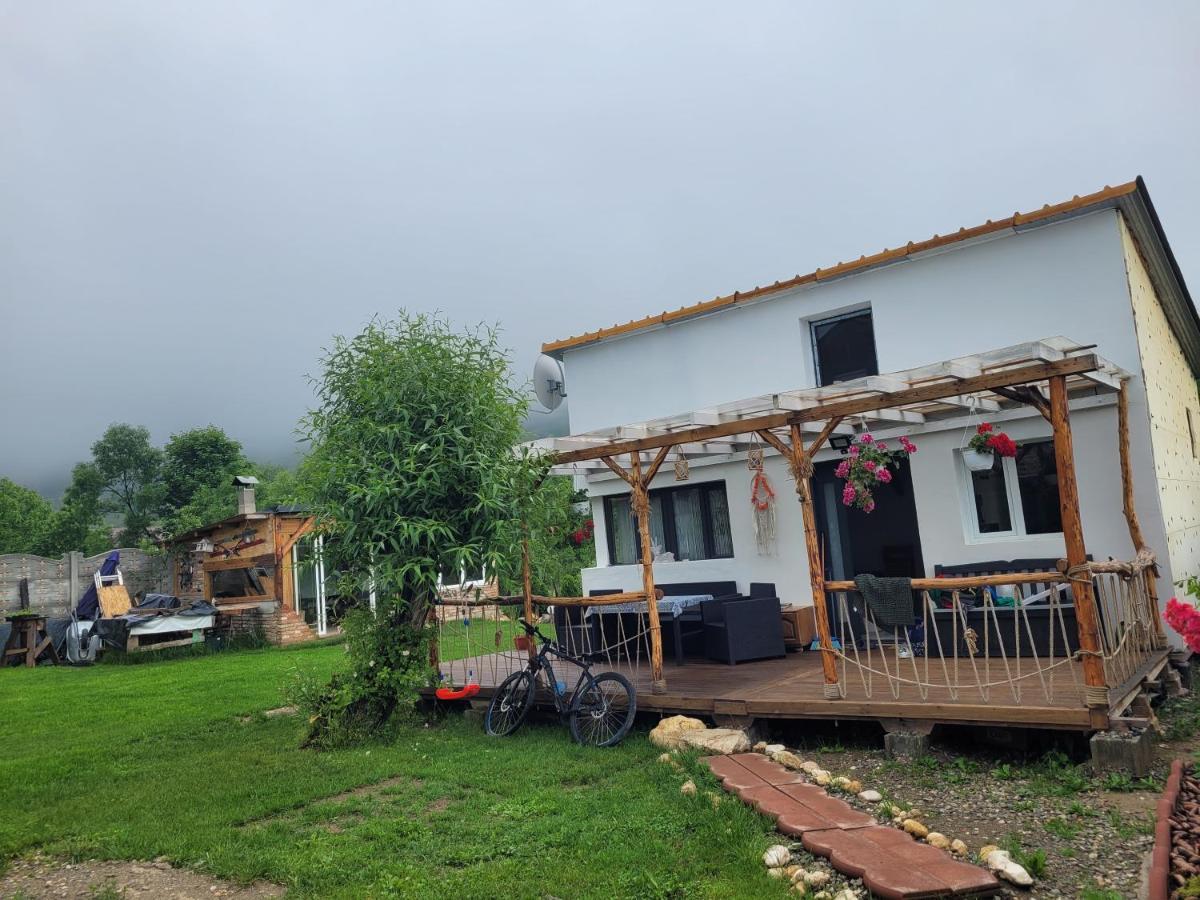 Casuta Din Crai Villa Zarnesti Luaran gambar